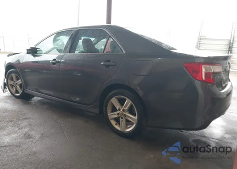 2012 Toyota Camry Se z USA, uszkodzony, nr VIN 4T1BF1FK9CU084270